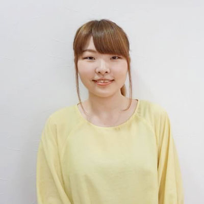 石本さゆり